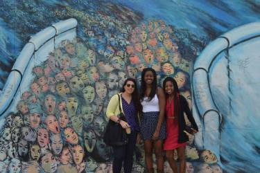 Goldy, Jae and Shian, East Side Gallery